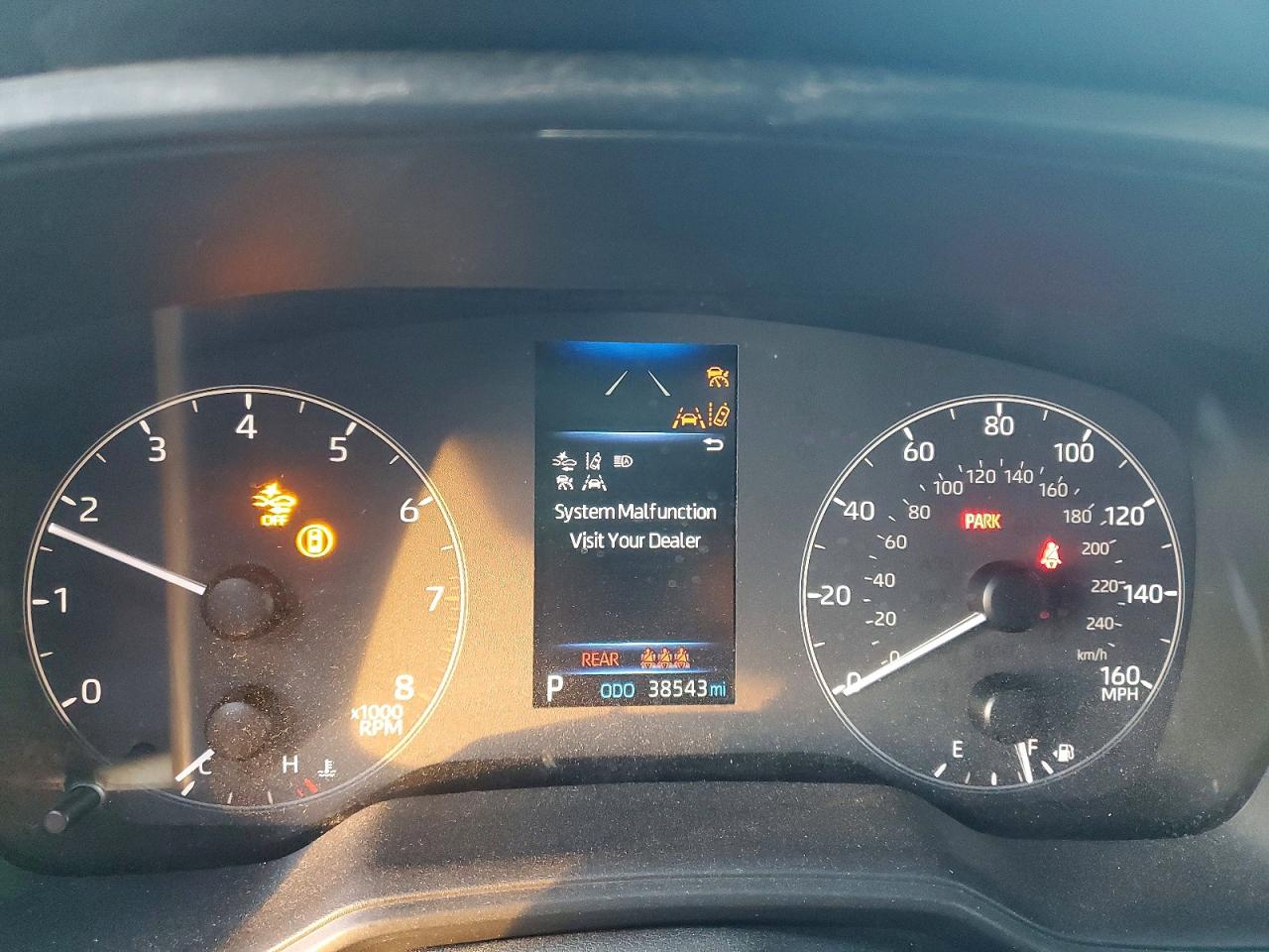 2024 TOYOTA COROLLA LE photo 9
