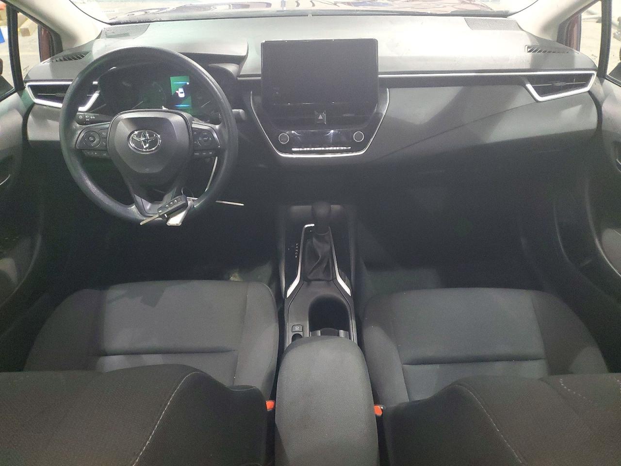 2024 TOYOTA COROLLA LE photo 8