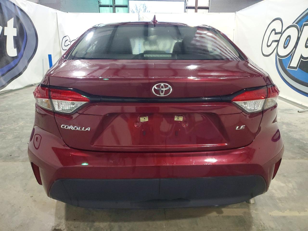 2024 TOYOTA COROLLA LE photo 6