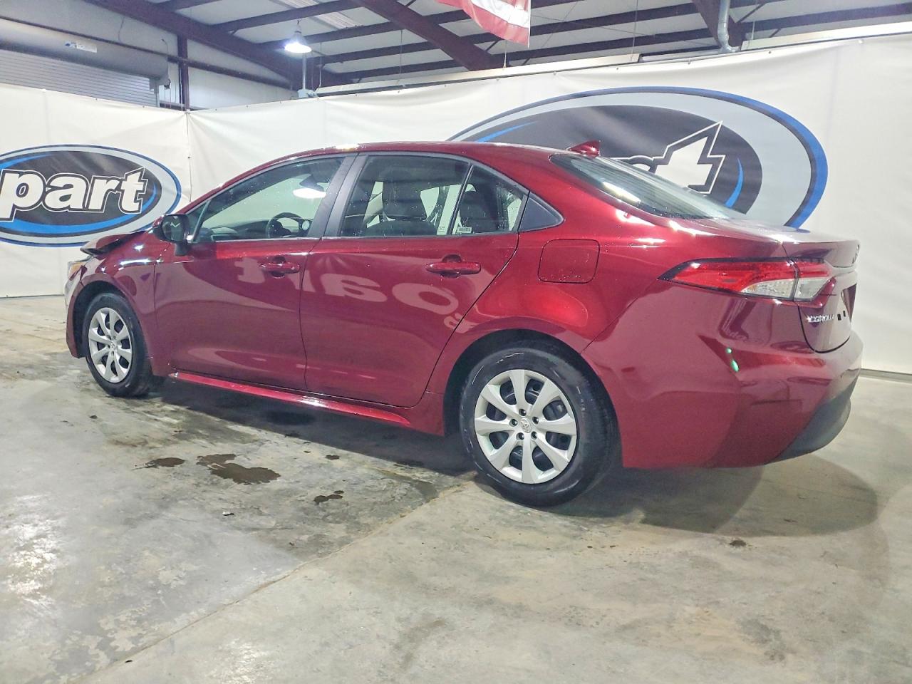 2024 TOYOTA COROLLA LE photo 2