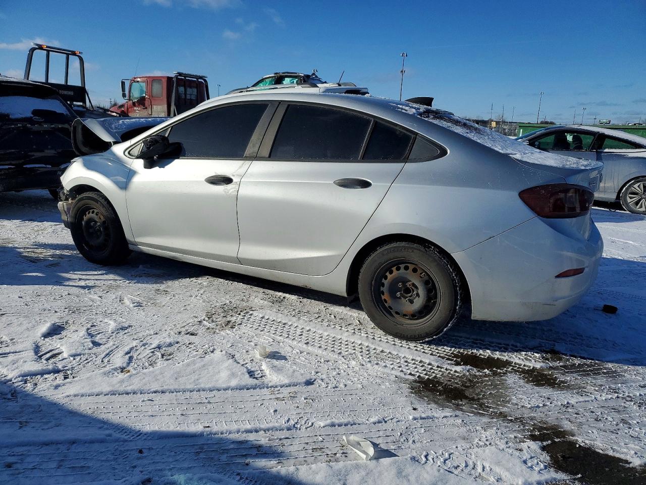 2017 CHEVROLET CRUZE LS photo 2