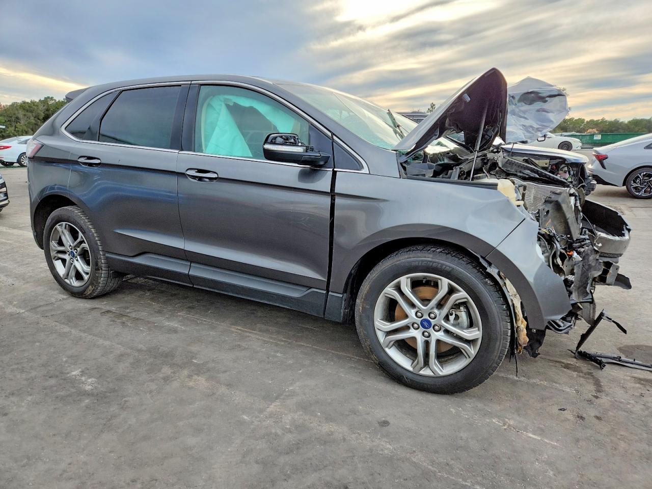 2017 FORD EDGE TITANIUM photo 4