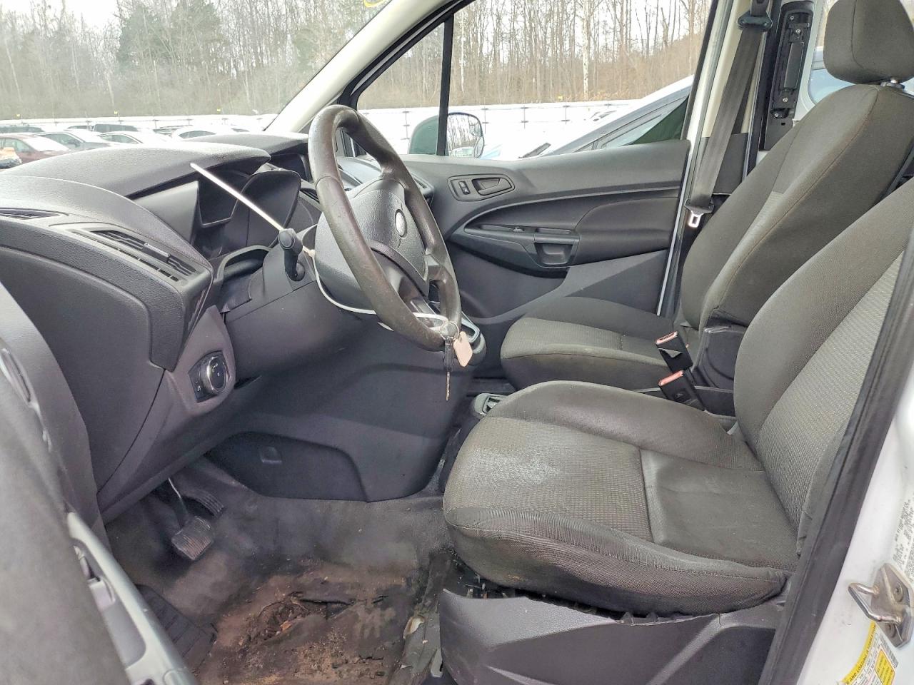 2015 FORD TRANSIT CONNECT XL photo 19