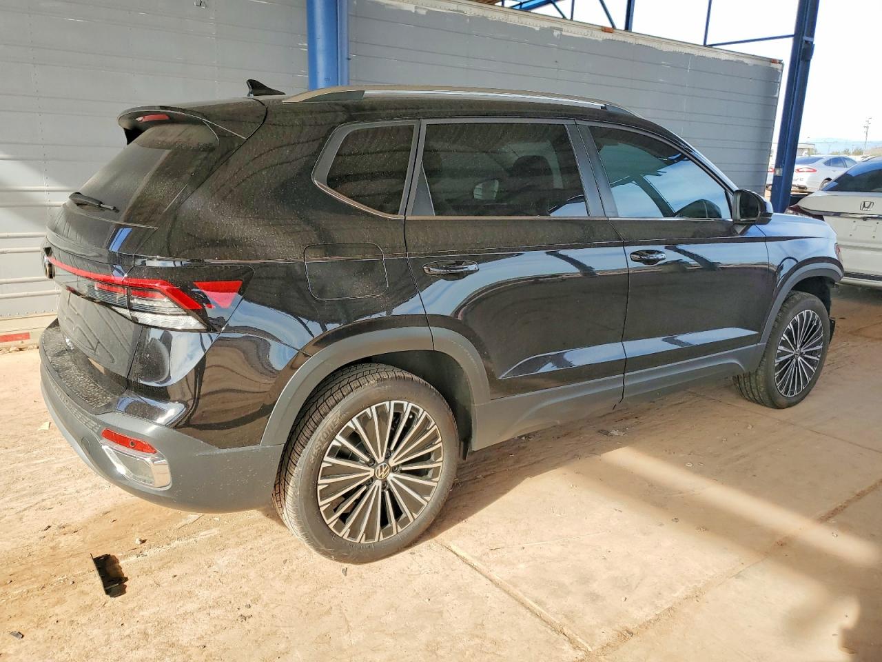 2025 VOLKSWAGEN TAOS SE photo 3