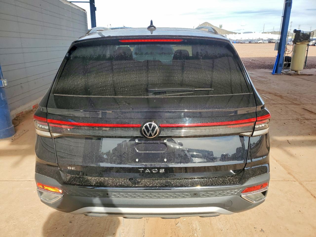 2025 VOLKSWAGEN TAOS SE photo 6