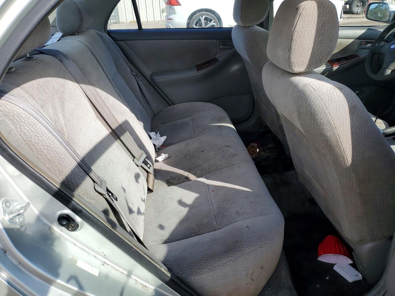 2004 TOYOTA COROLLA CE photo 10