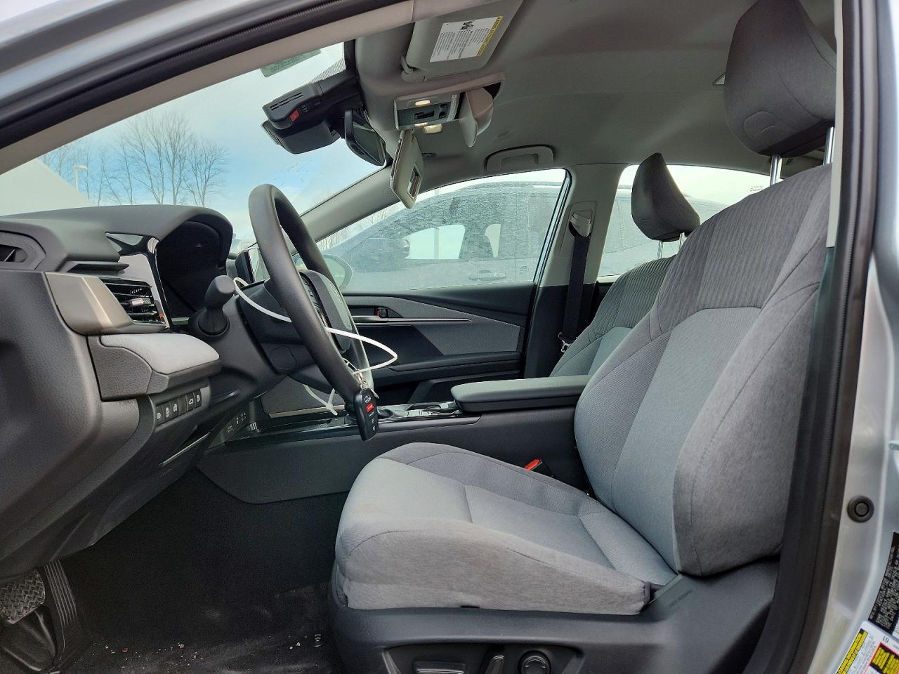 2025 TOYOTA CAMRY XSE photo 7