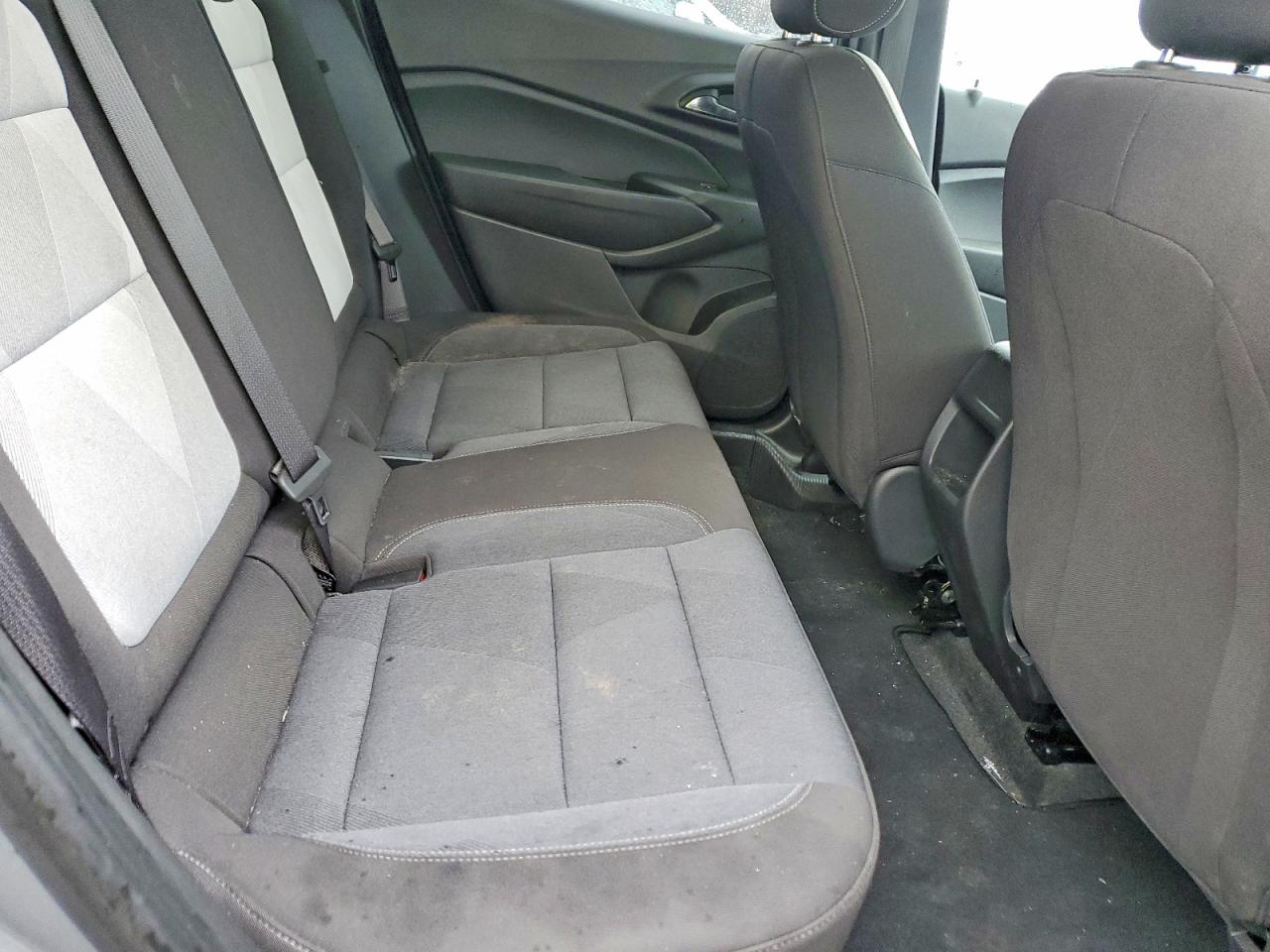 2025 CHEVROLET TRAX LS photo 19