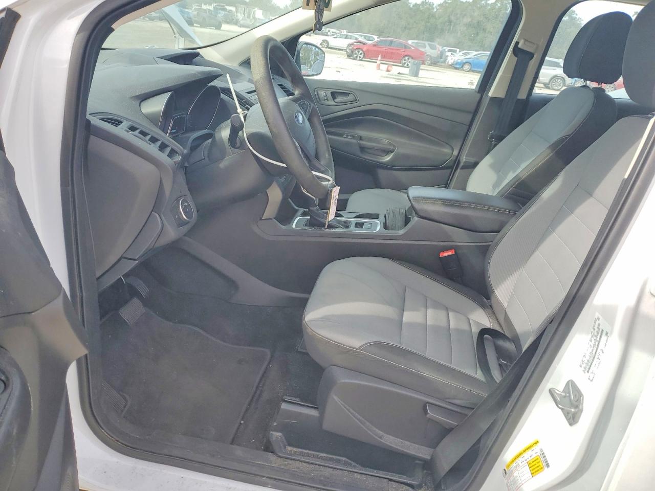 2017 FORD ESCAPE S photo 7
