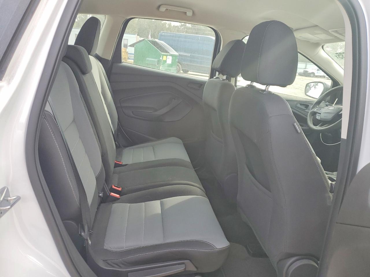 2017 FORD ESCAPE S photo 11