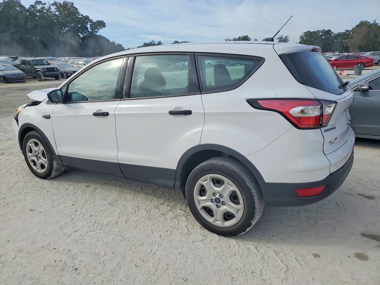 2017 FORD ESCAPE S photo 2