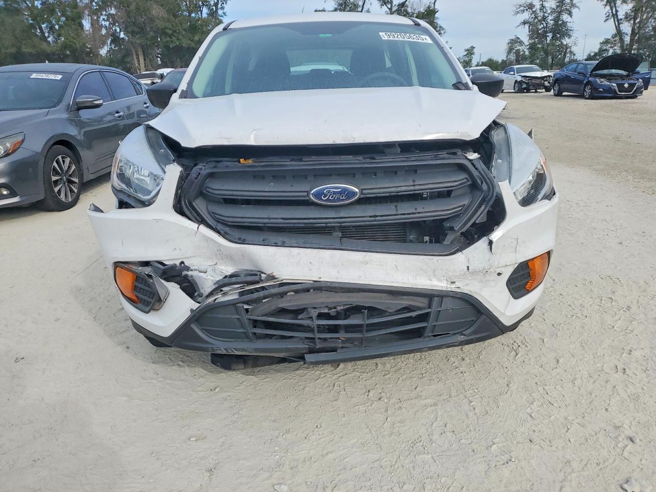 2017 FORD ESCAPE S photo 5