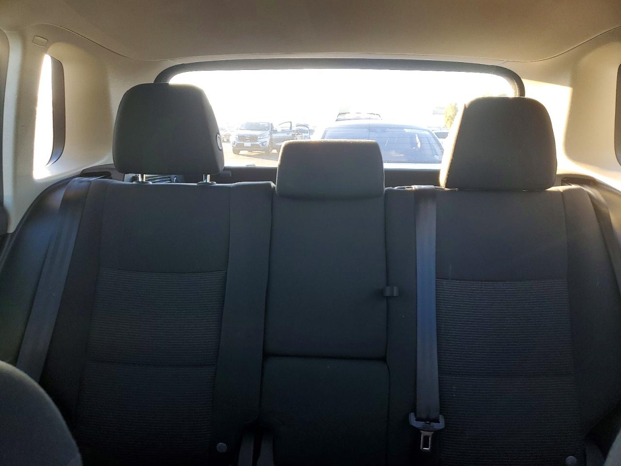 2012 VOLKSWAGEN TIGUAN S photo 10