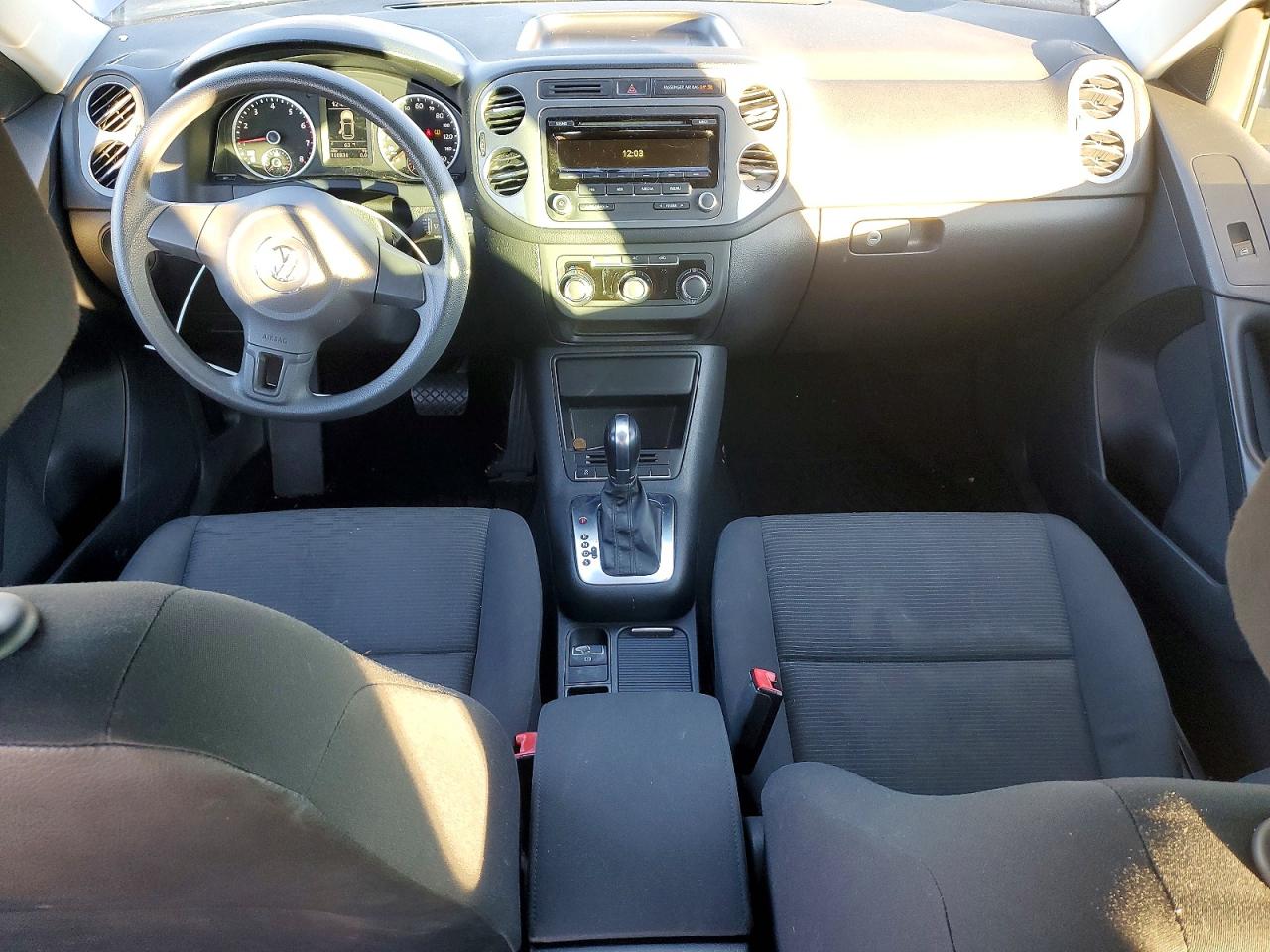 2012 VOLKSWAGEN TIGUAN S photo 8