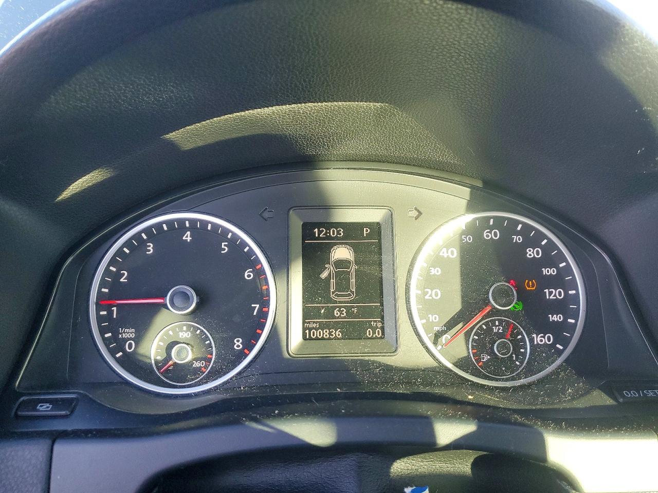 2012 VOLKSWAGEN TIGUAN S photo 9