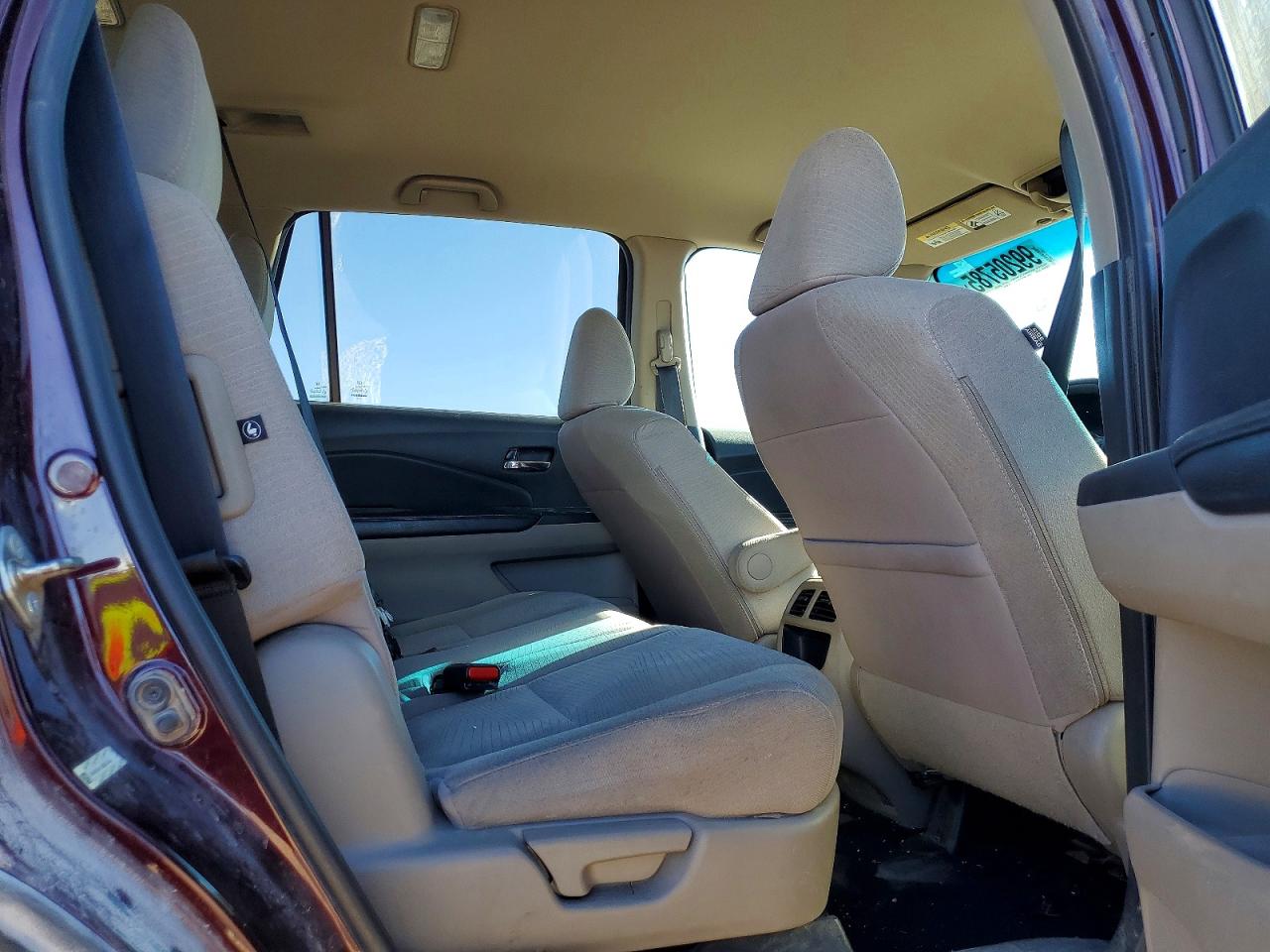 2016 HONDA PILOT LX photo 11