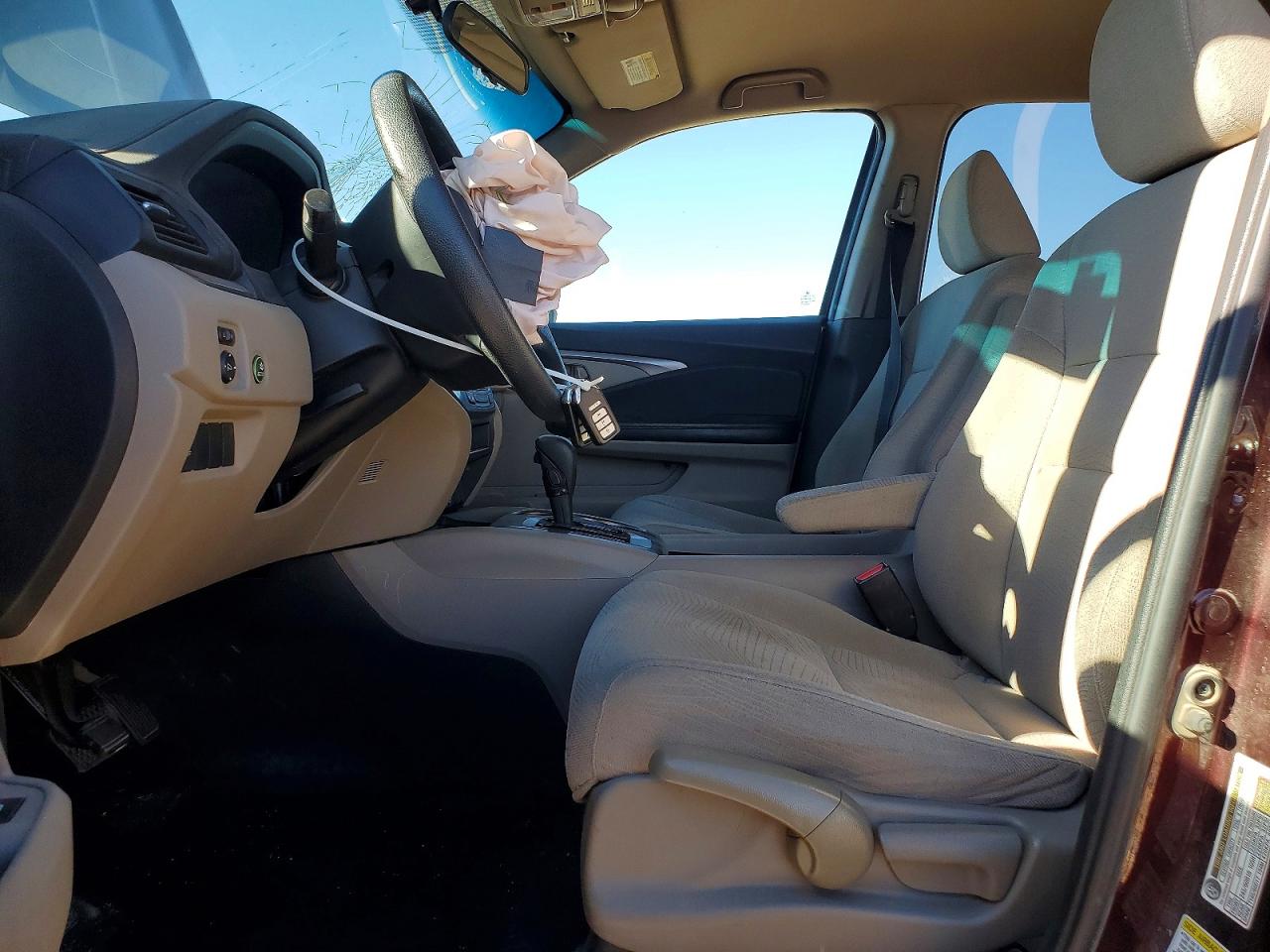 2016 HONDA PILOT LX photo 7