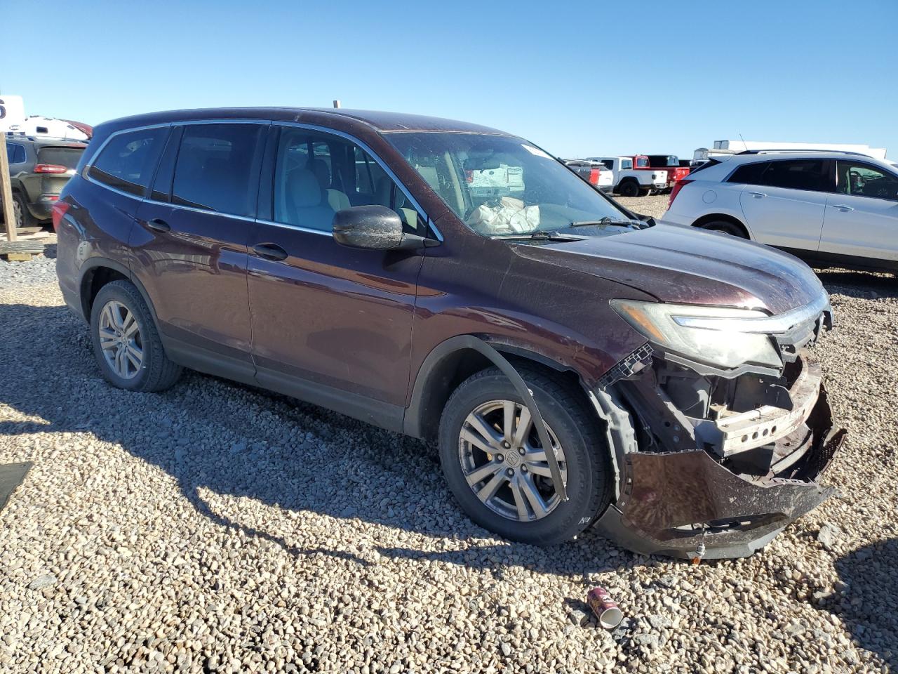 2016 HONDA PILOT LX photo 4