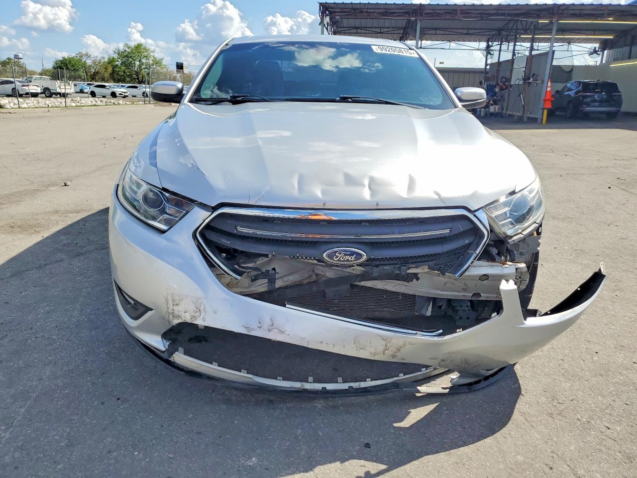 2015 FORD TAURUS SEL photo 5
