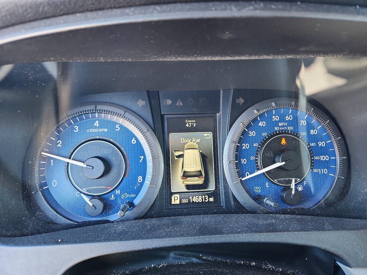 2015 TOYOTA SIENNA XLE photo 17