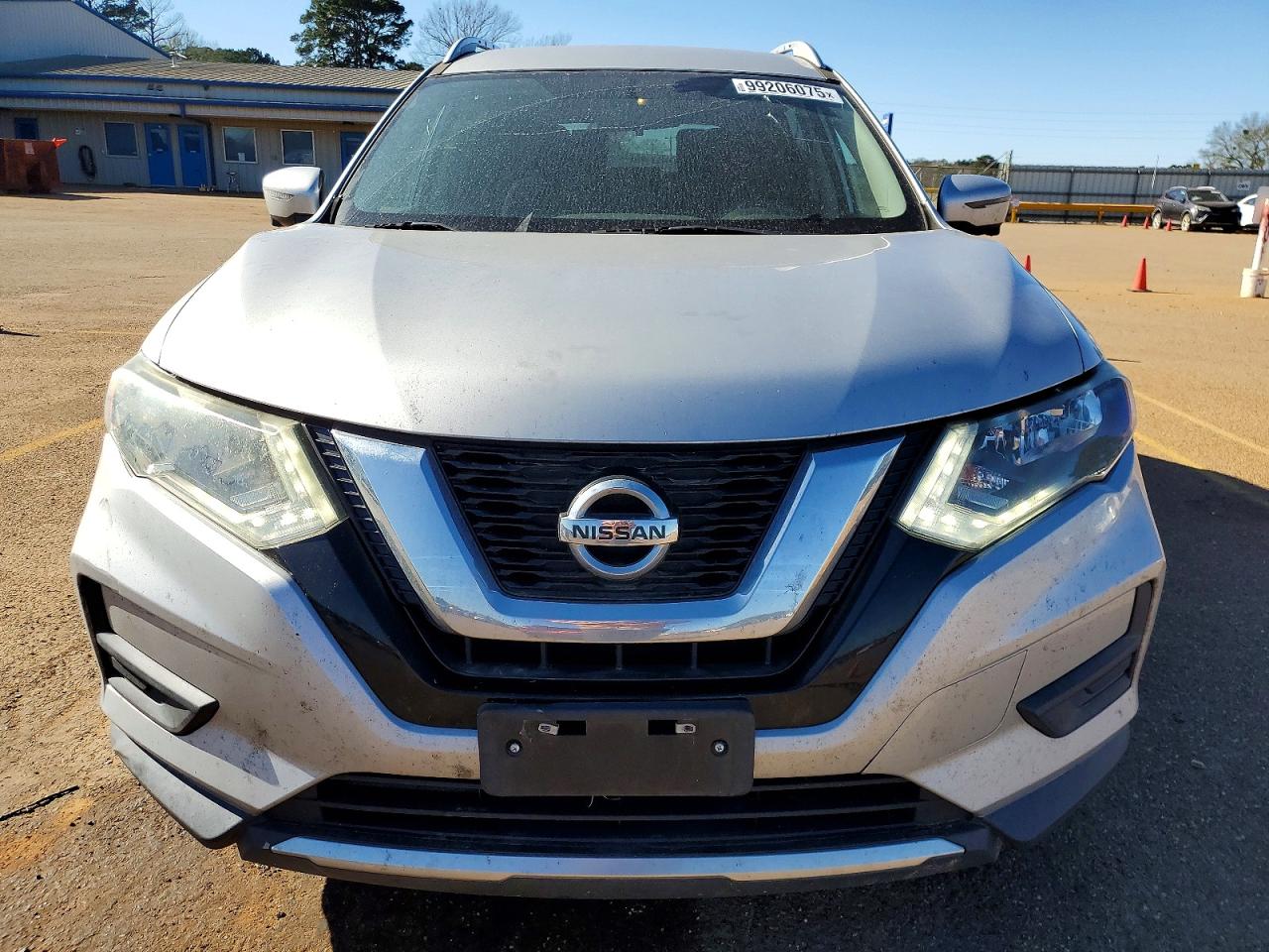 2017 NISSAN ROGUE SV photo 5