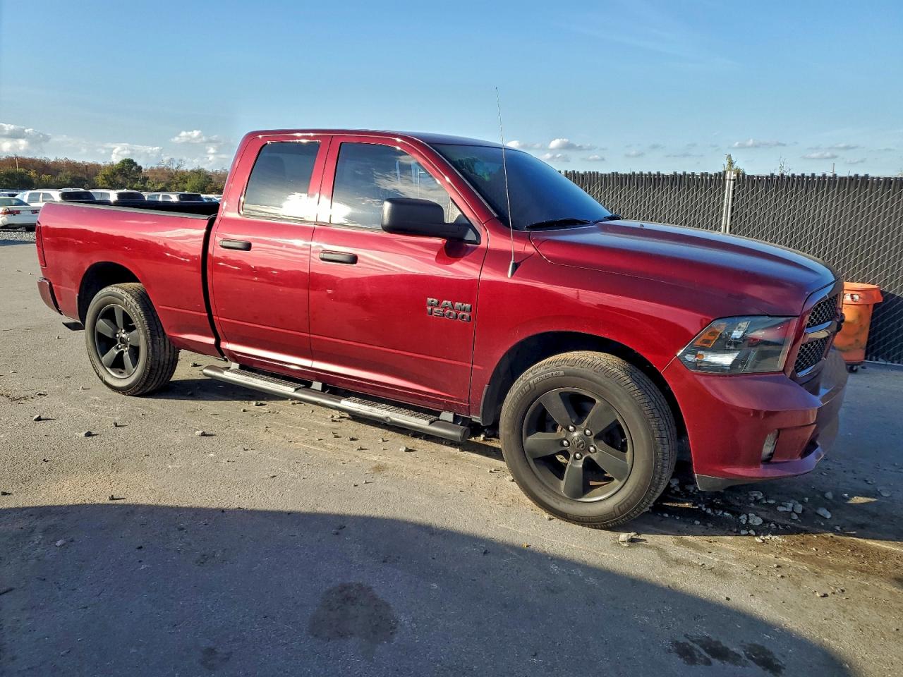 2018 RAM 1500 ST photo 4