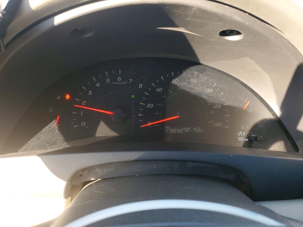 2009 TOYOTA CAMRY BASE photo 9