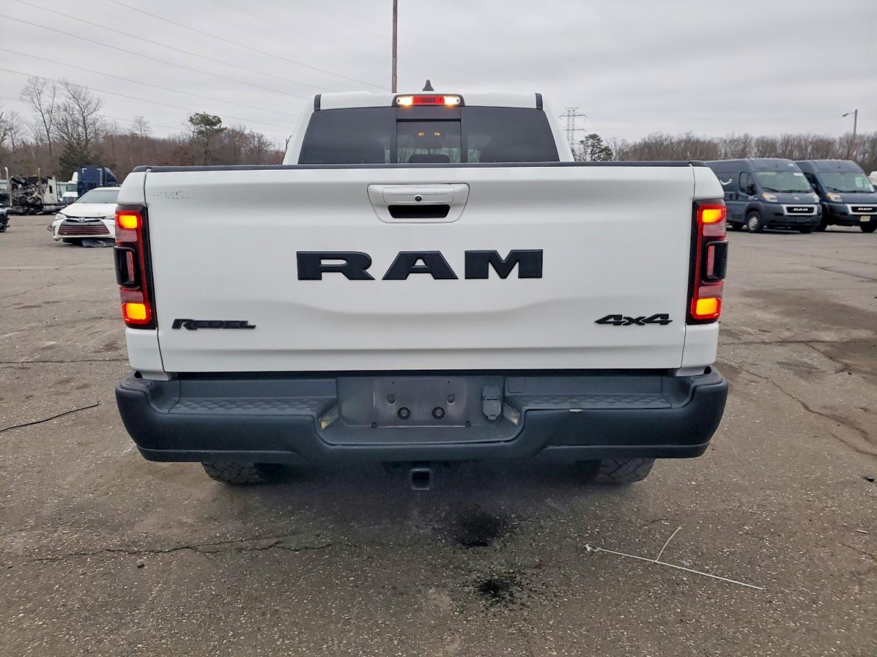 2019 RAM 1500 REBEL photo 6