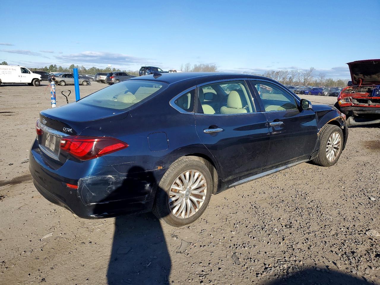 2015 INFINITI Q70L 3.7 photo 7