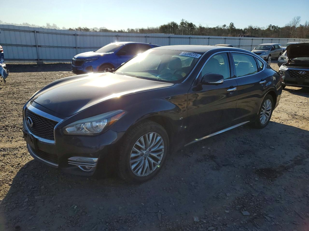 2015 INFINITI Q70L