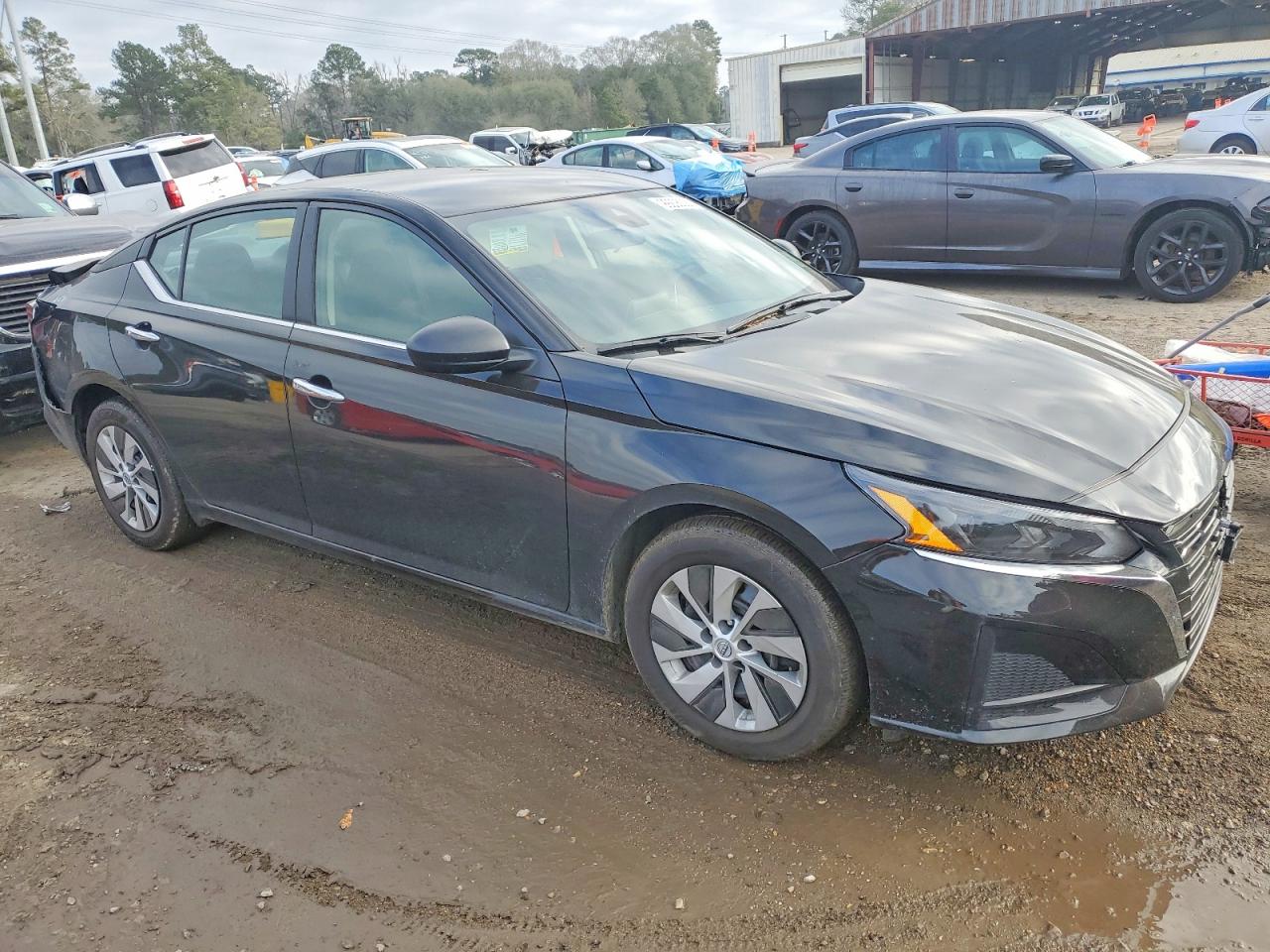 2025 NISSAN ALTIMA photo 4