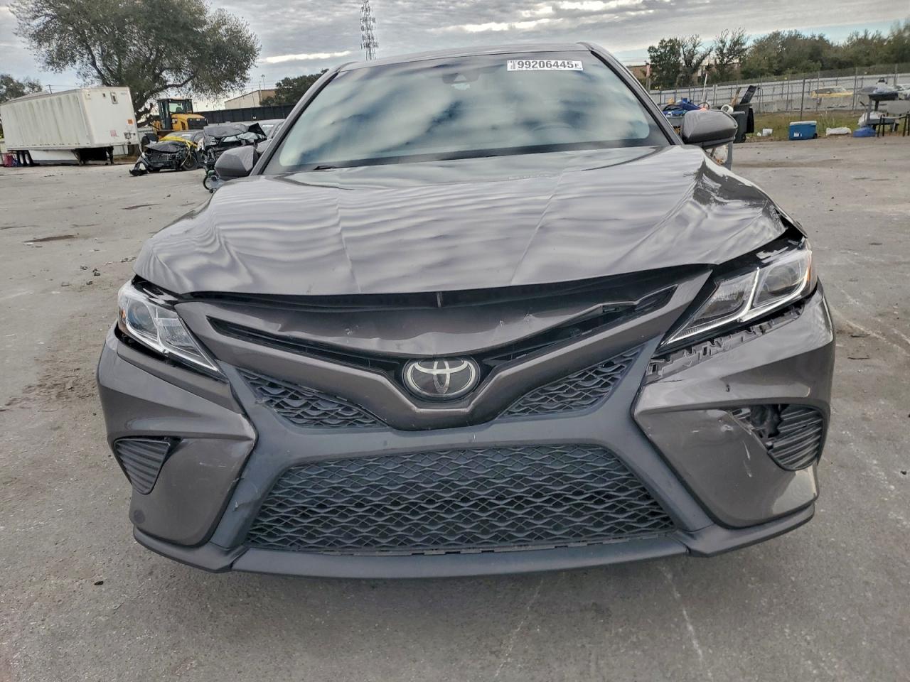 2019 TOYOTA CAMRY L photo 9