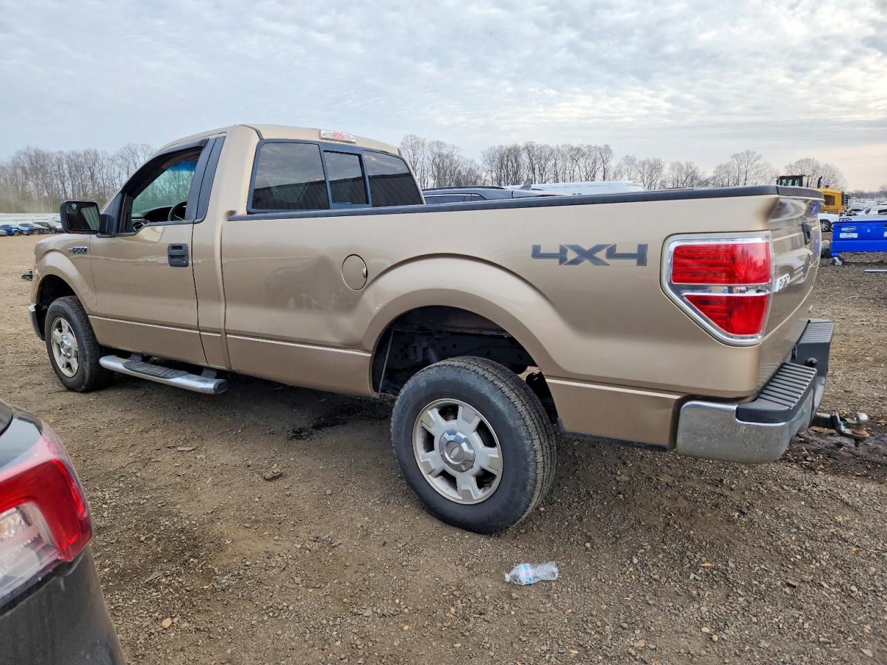 2011 FORD F150 photo 2