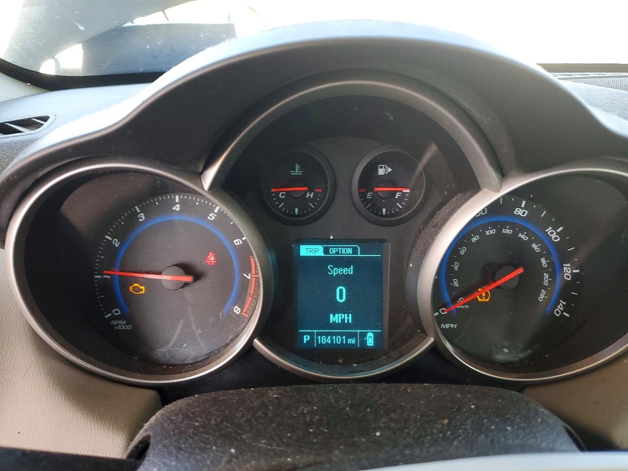 2016 CHEVROLET CRUZE LIMITED LS photo 9