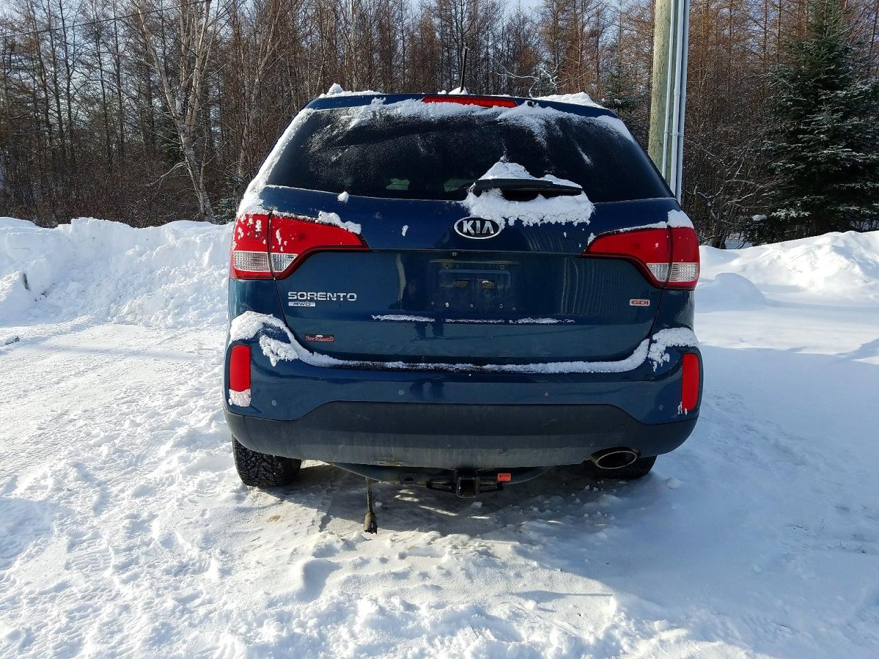 2014 KIA SORENTO photo 6