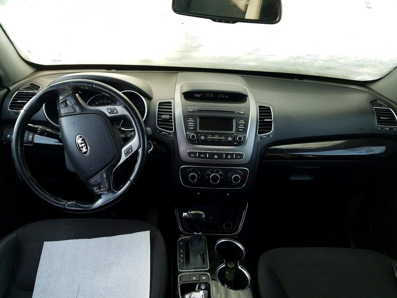 2014 KIA SORENTO photo 8