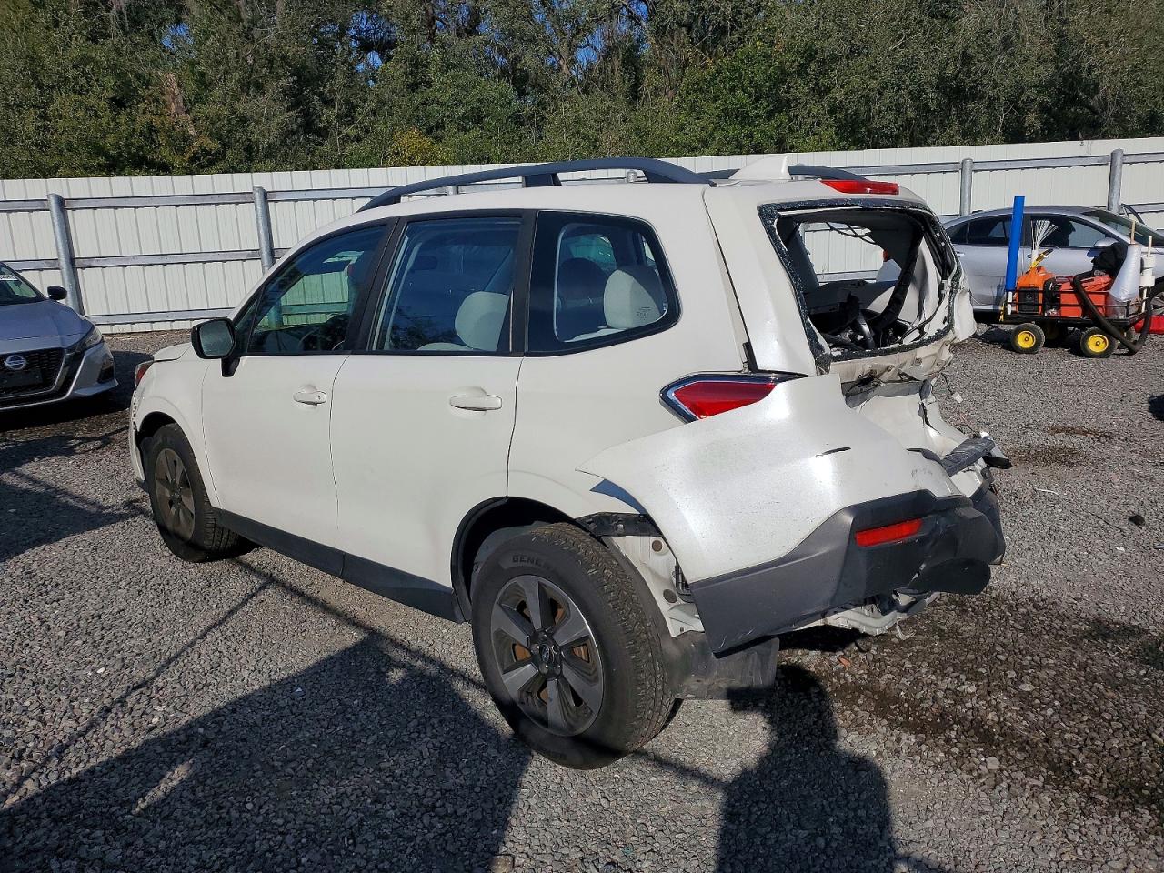 2018 SUBARU FORESTER 2.5I photo 2