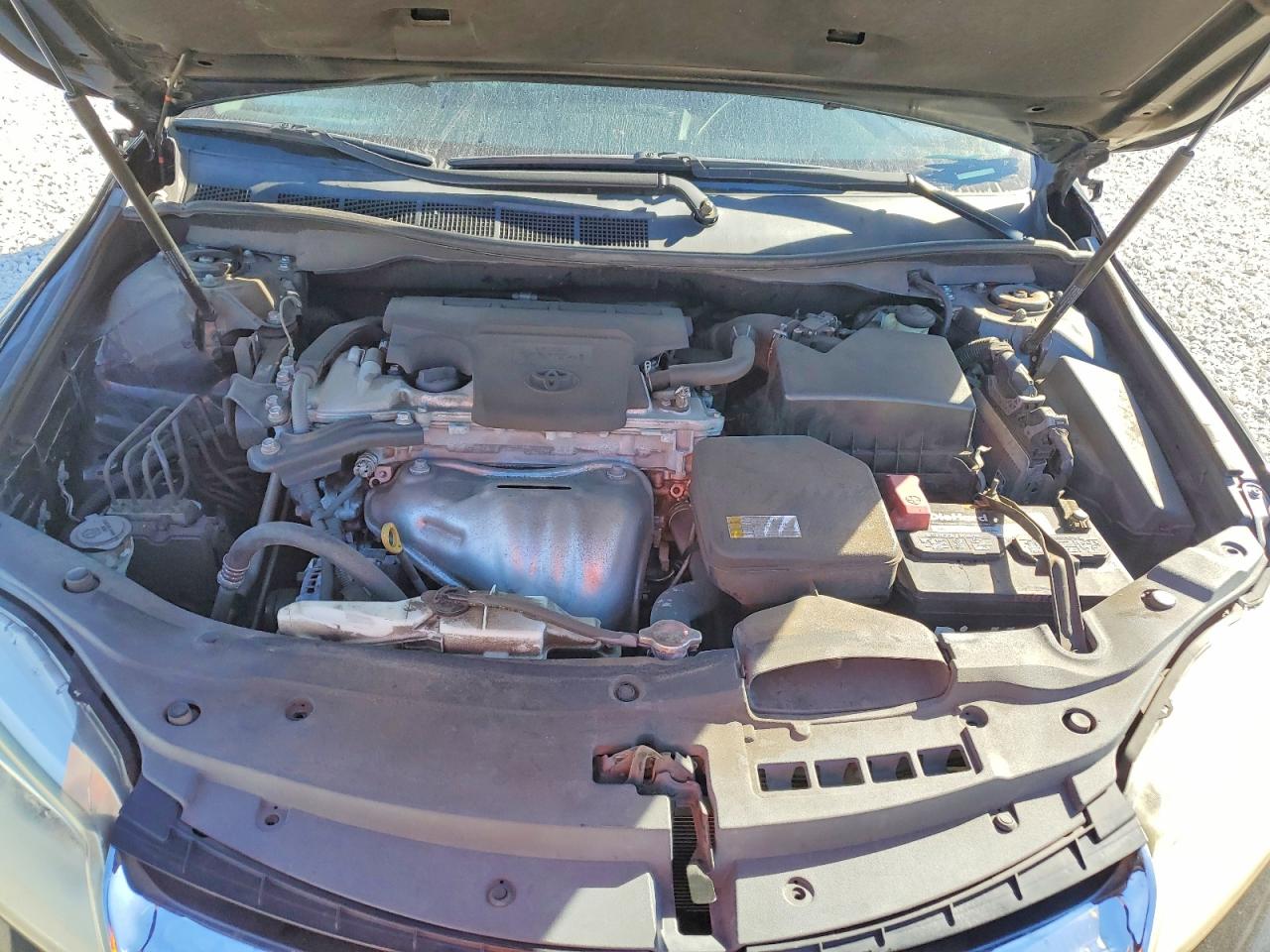 2016 TOYOTA CAMRY LE photo 11