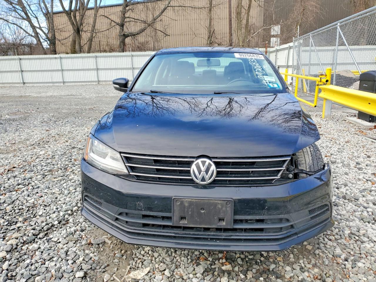 2017 VOLKSWAGEN JETTA SE photo 5