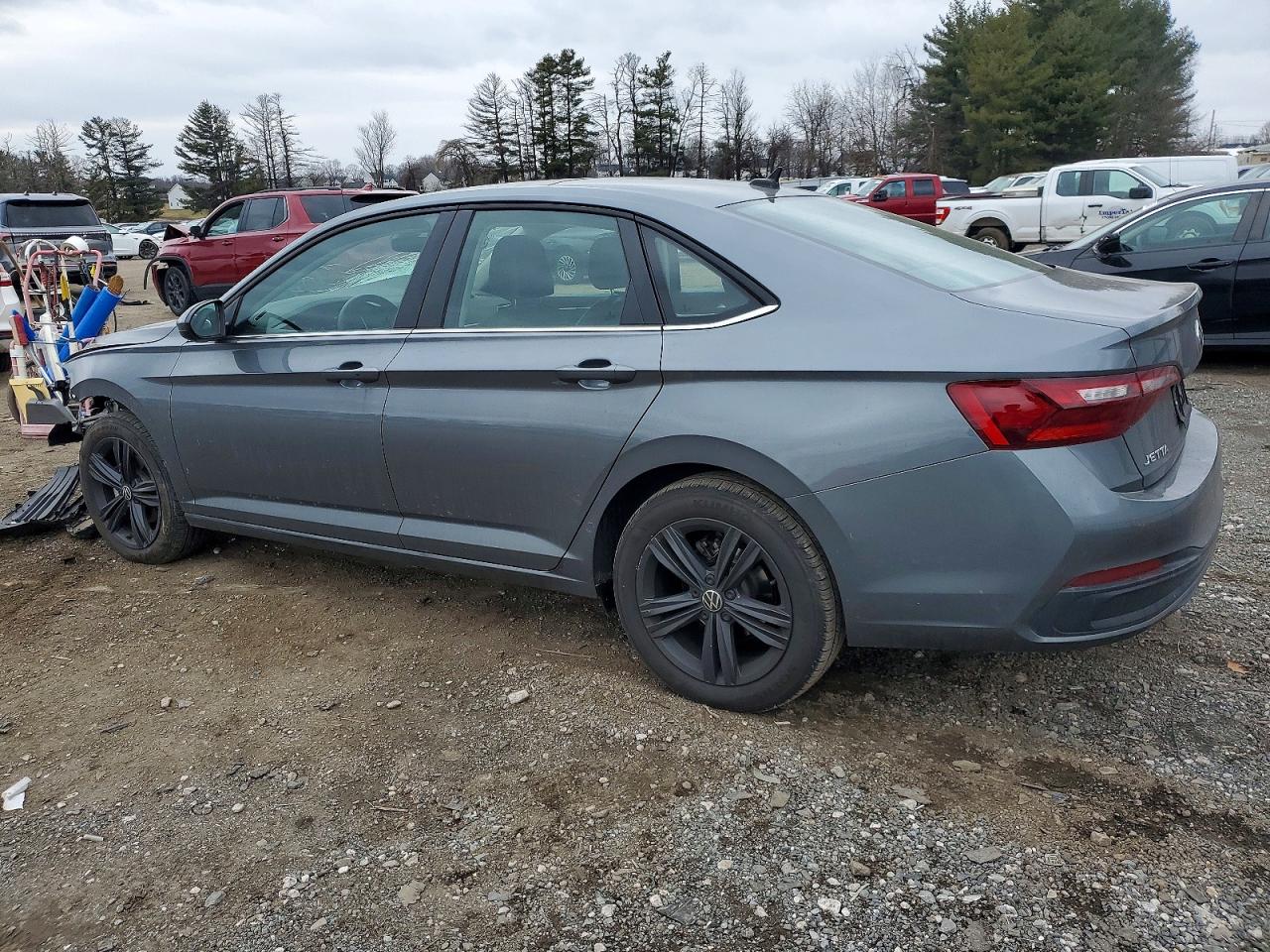 2024 VOLKSWAGEN JETTA SE photo 2