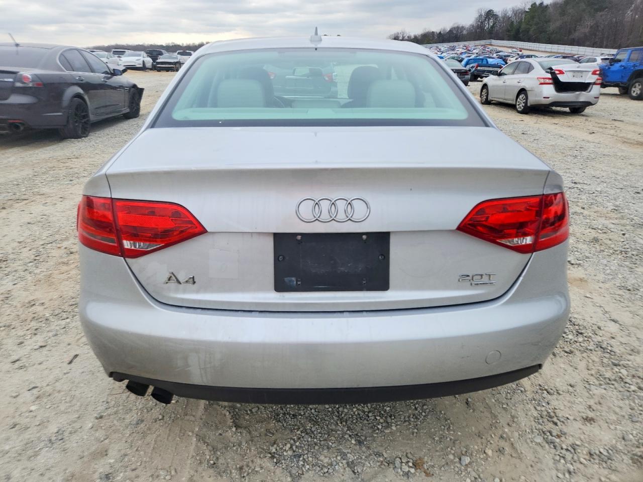 2011 AUDI A4 PREMIUM photo 6