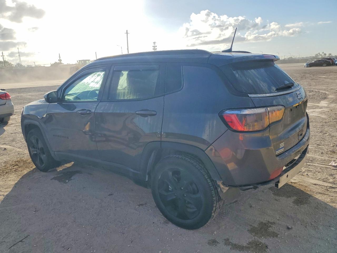 2021 JEEP COMPASS LATITUDE photo 2