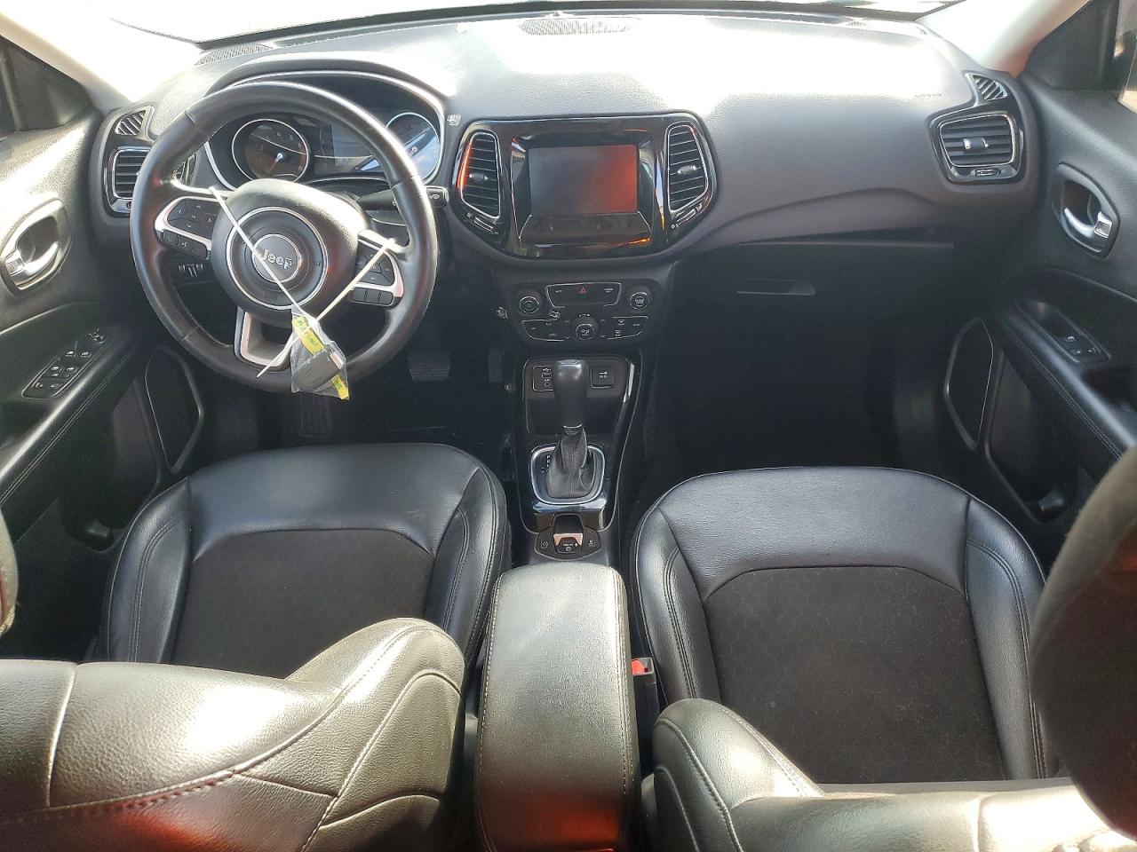 2021 JEEP COMPASS LATITUDE photo 8
