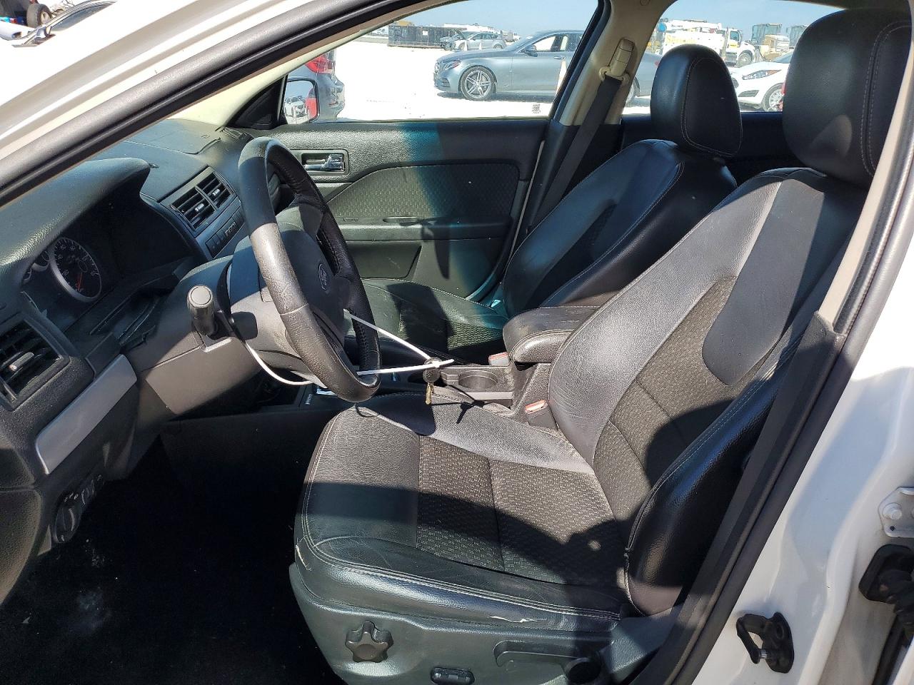 2009 FORD FUSION SE photo 7