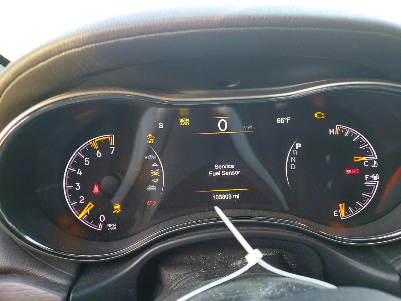 2019 JEEP GRAND CHEROKEE OVERLAND photo 9