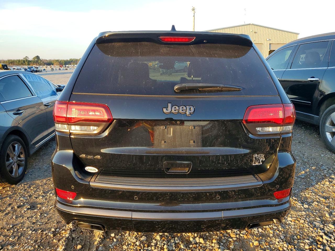 2019 JEEP GRAND CHEROKEE OVERLAND photo 6