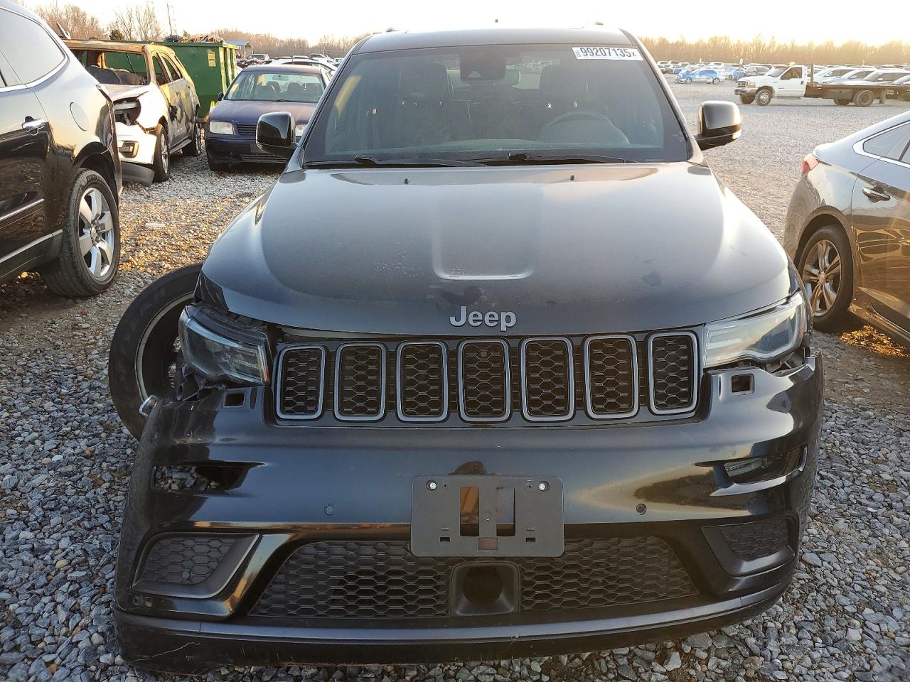 2019 JEEP GRAND CHEROKEE OVERLAND photo 5