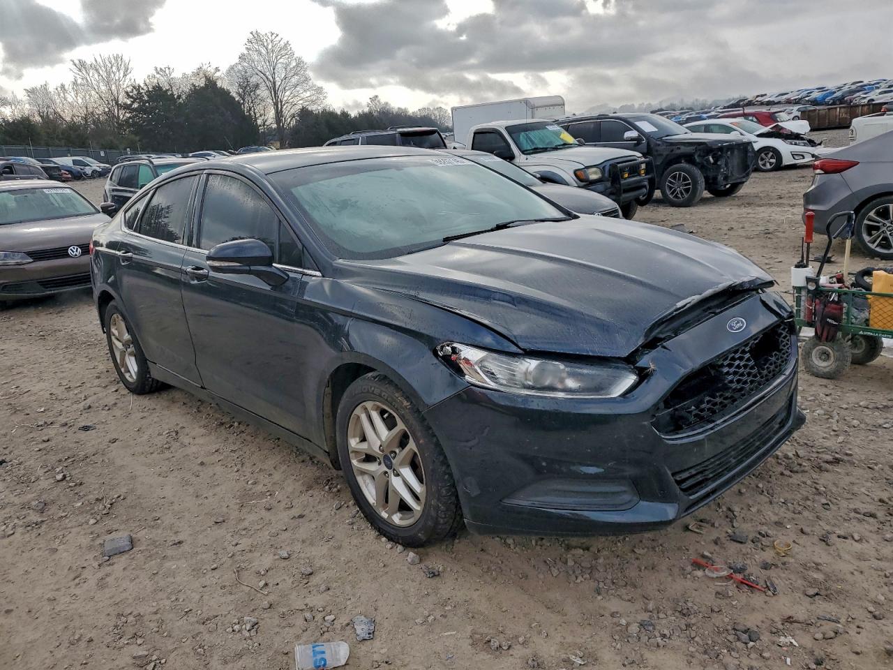 2014 FORD FUSION SE photo 4