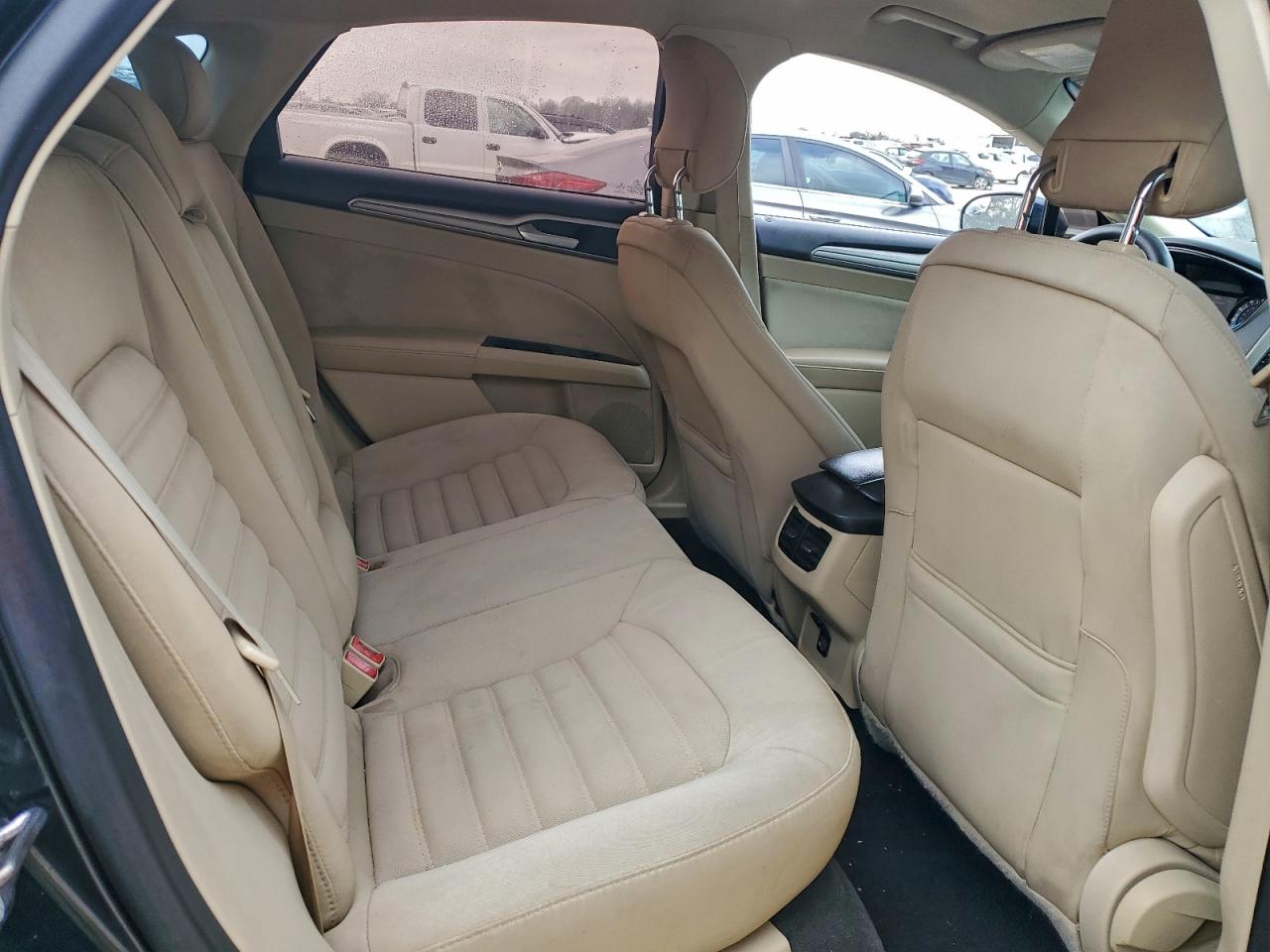 2014 FORD FUSION SE photo 10