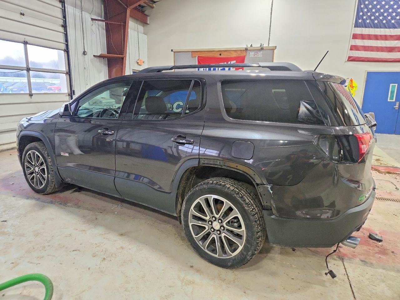 2017 GMC ACADIA ALL TERRAIN photo 2